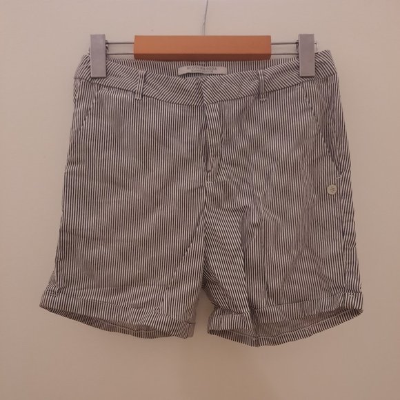Scotch and Soda Shorts - Picture 1 of 4